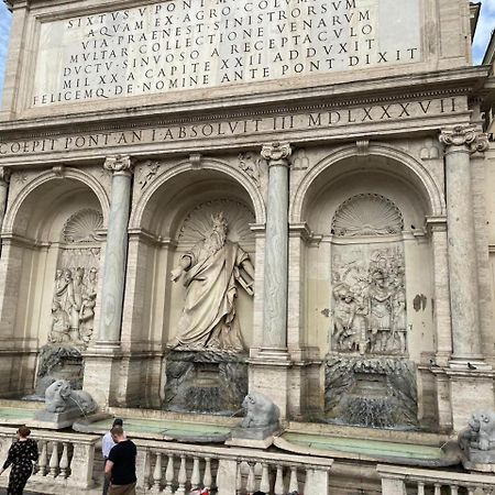 רומא Center House Colosseo מראה חיצוני תמונה