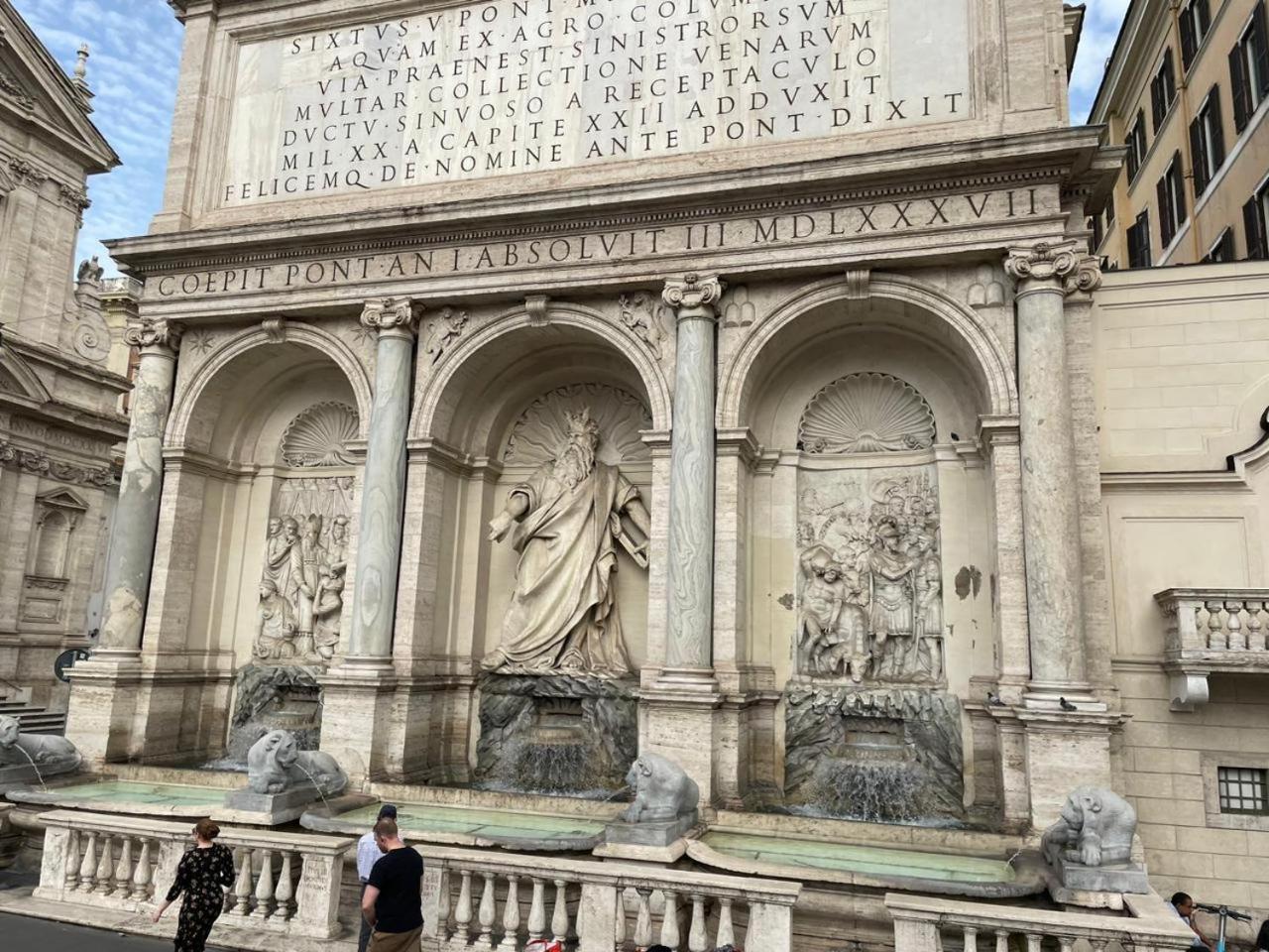 רומא Center House Colosseo מראה חיצוני תמונה